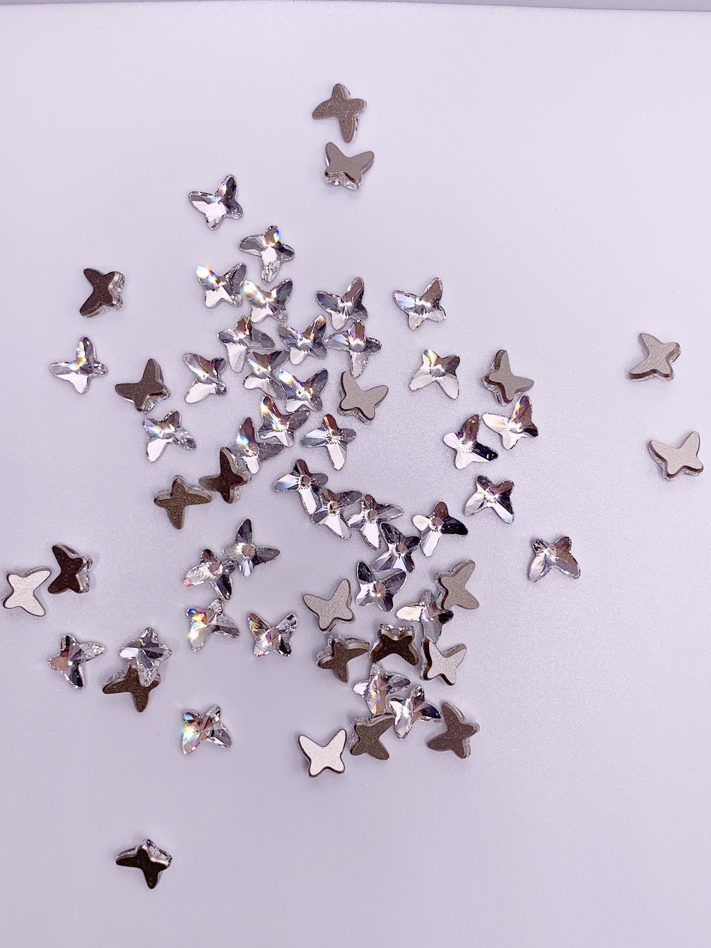 Swarovski 2854 001 Crystal White