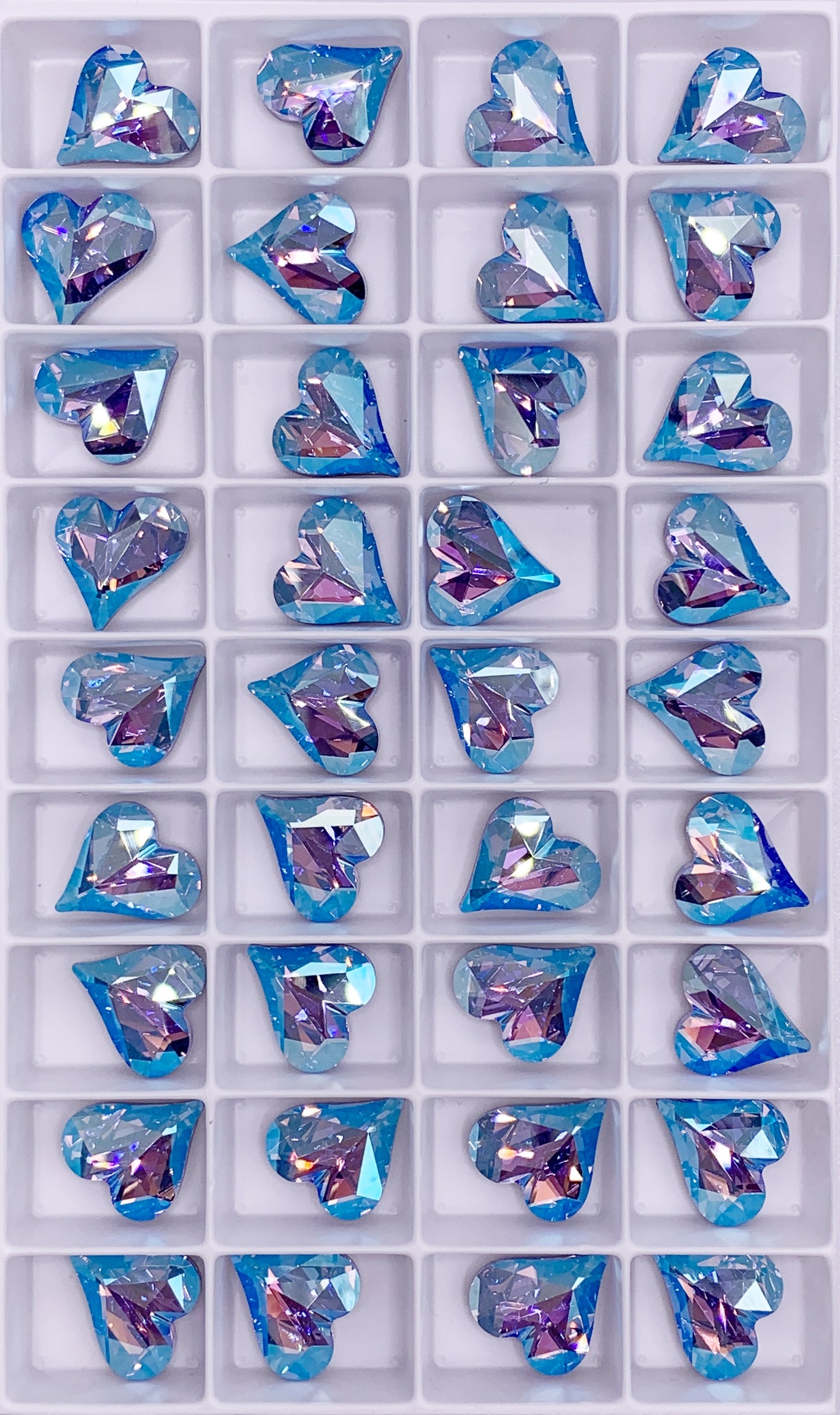 Swarovski 4809 211 Light Sapphire Shimmer