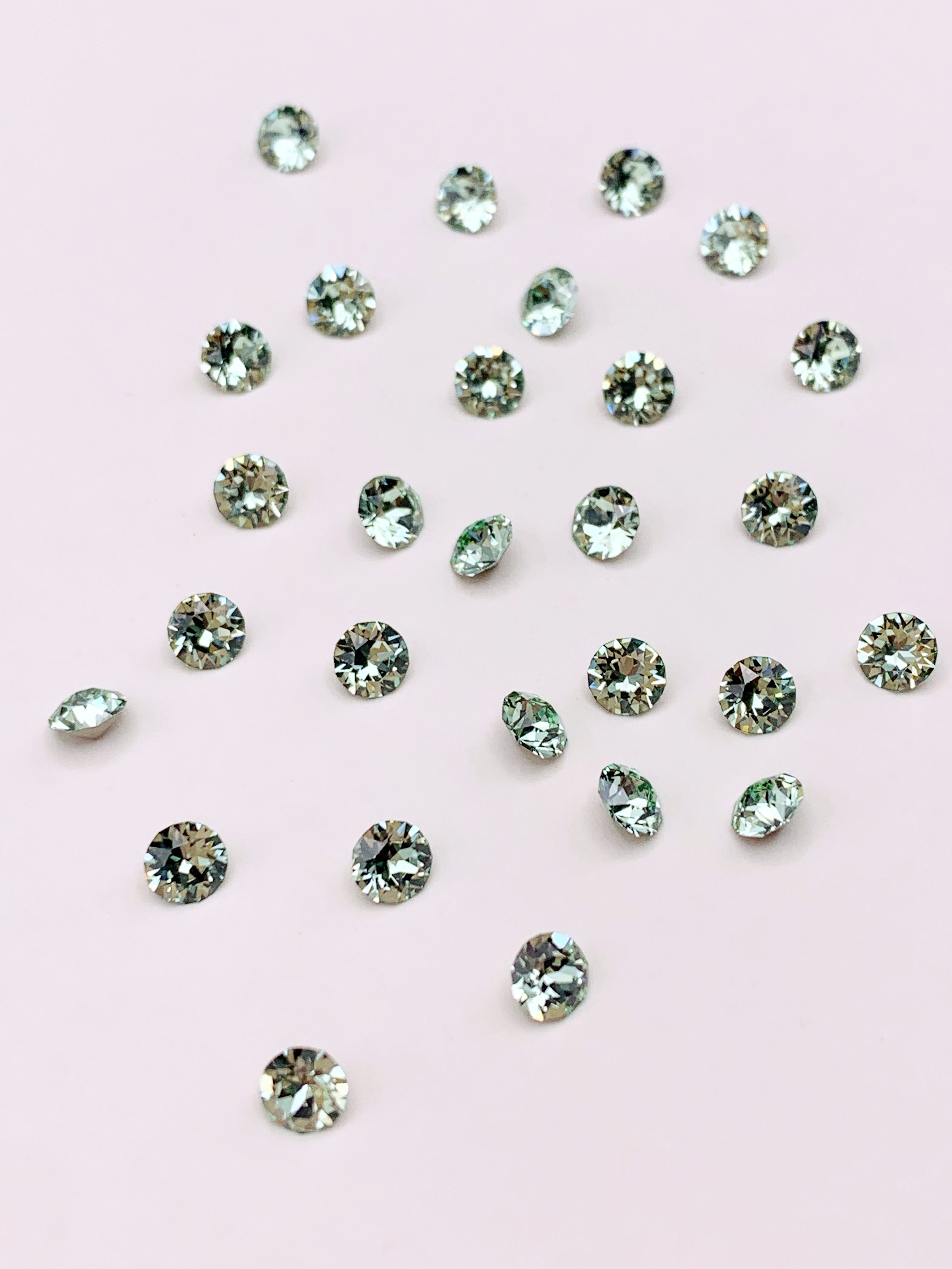 Swarovski 1088 238 Chrysolite YAN swarovski-1088-238-chrysolite-yan